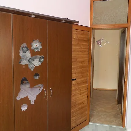 Andreana's Place דירה