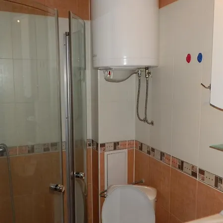 Andreana's Place דירה *